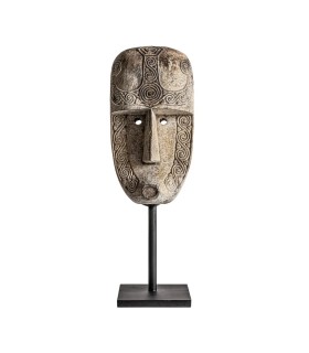 FIGURA ÉTNICA