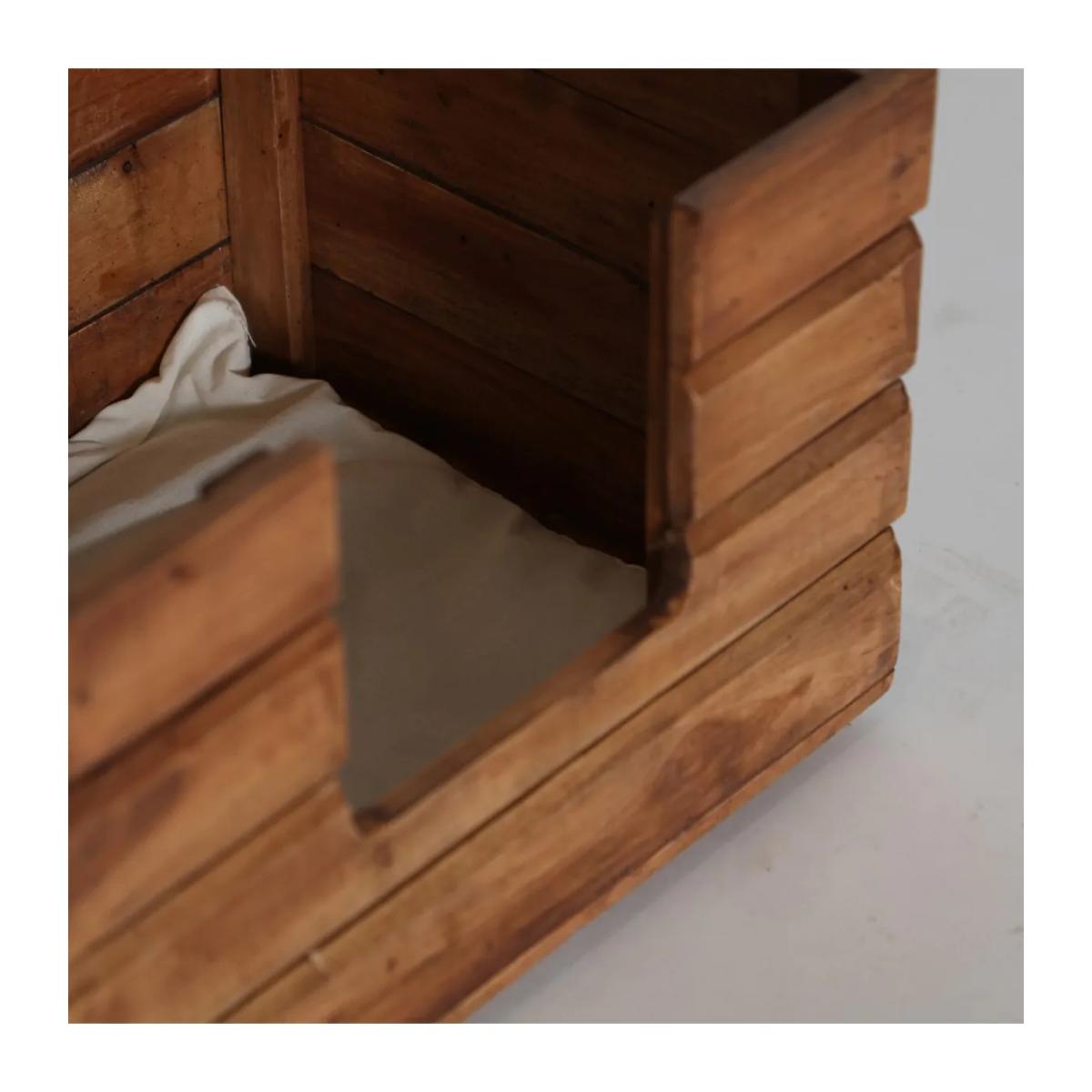 CAJA MASCOTAS AKVIRAN