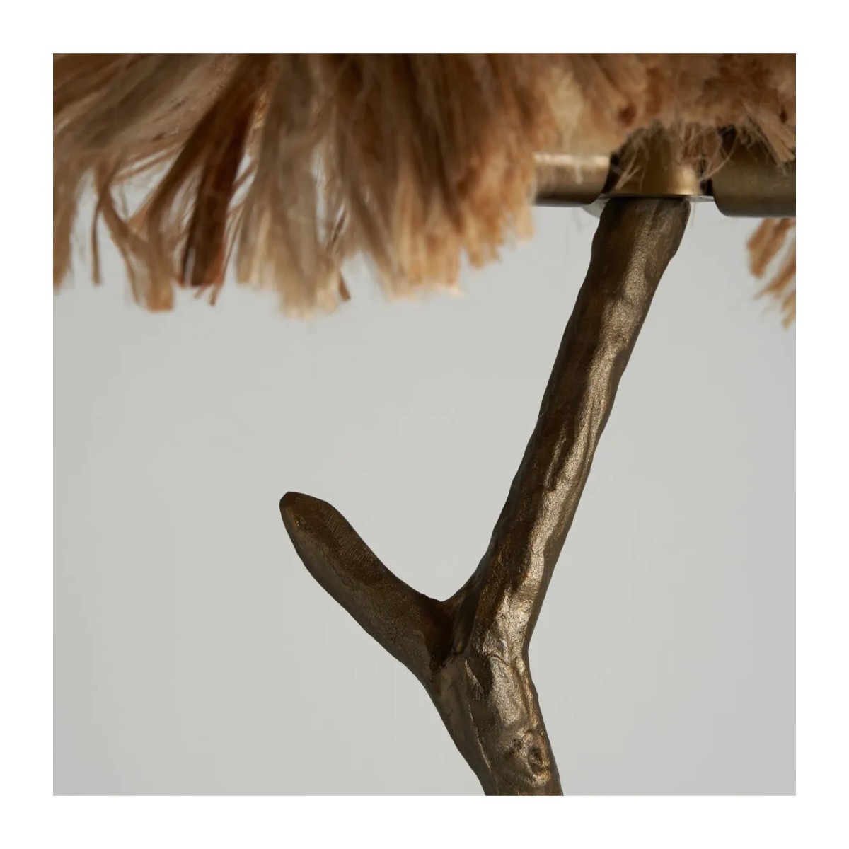 LÁMPARA DE PIE KELLIE