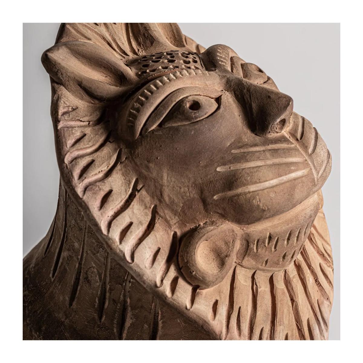 FIGURA LION