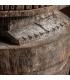 ESCULTURA PIE J 2