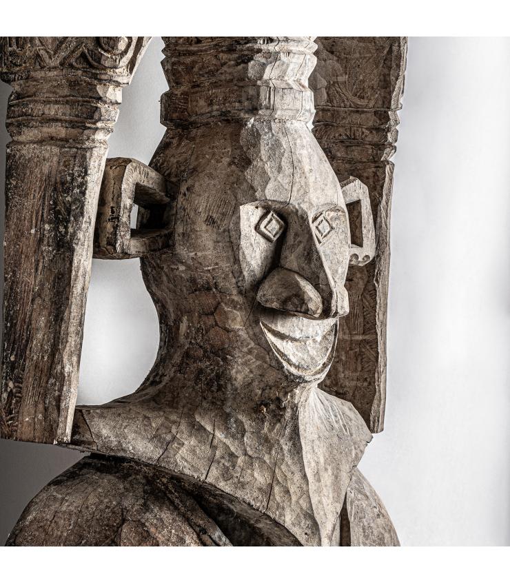 ESCULTURA PIE