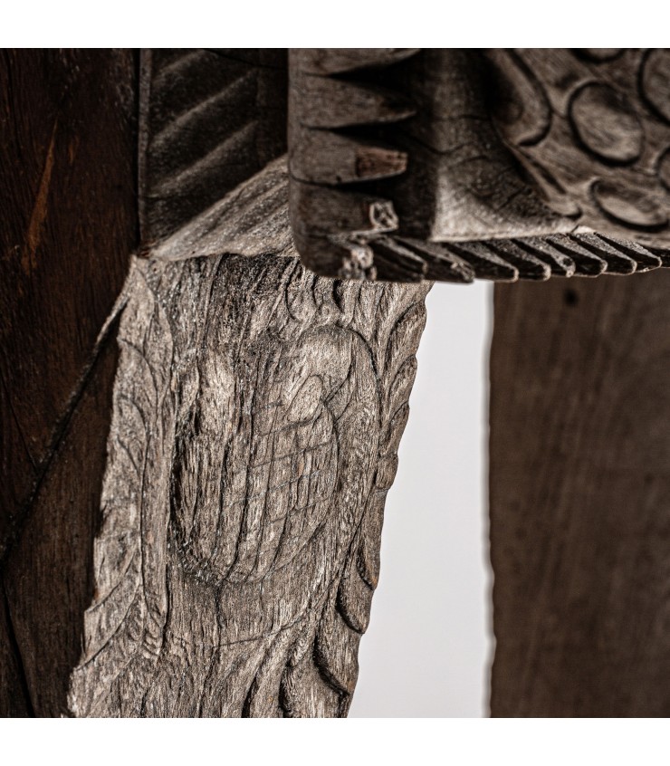 ESCULTURA J 2