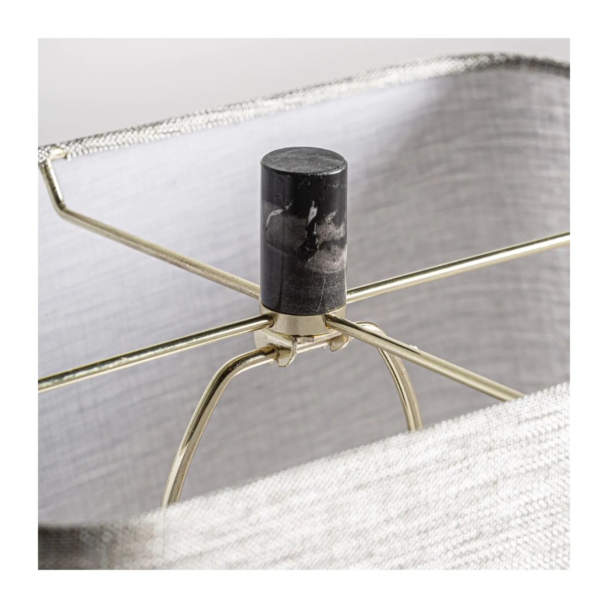 LÁMPARA DE SOBREMESA