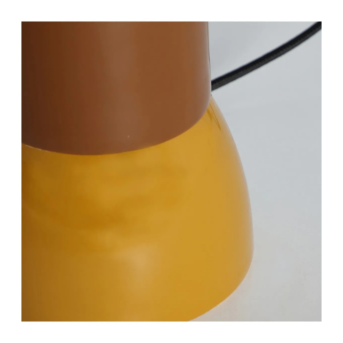 LÁMPARA DE SOBREMESA MANAROLA