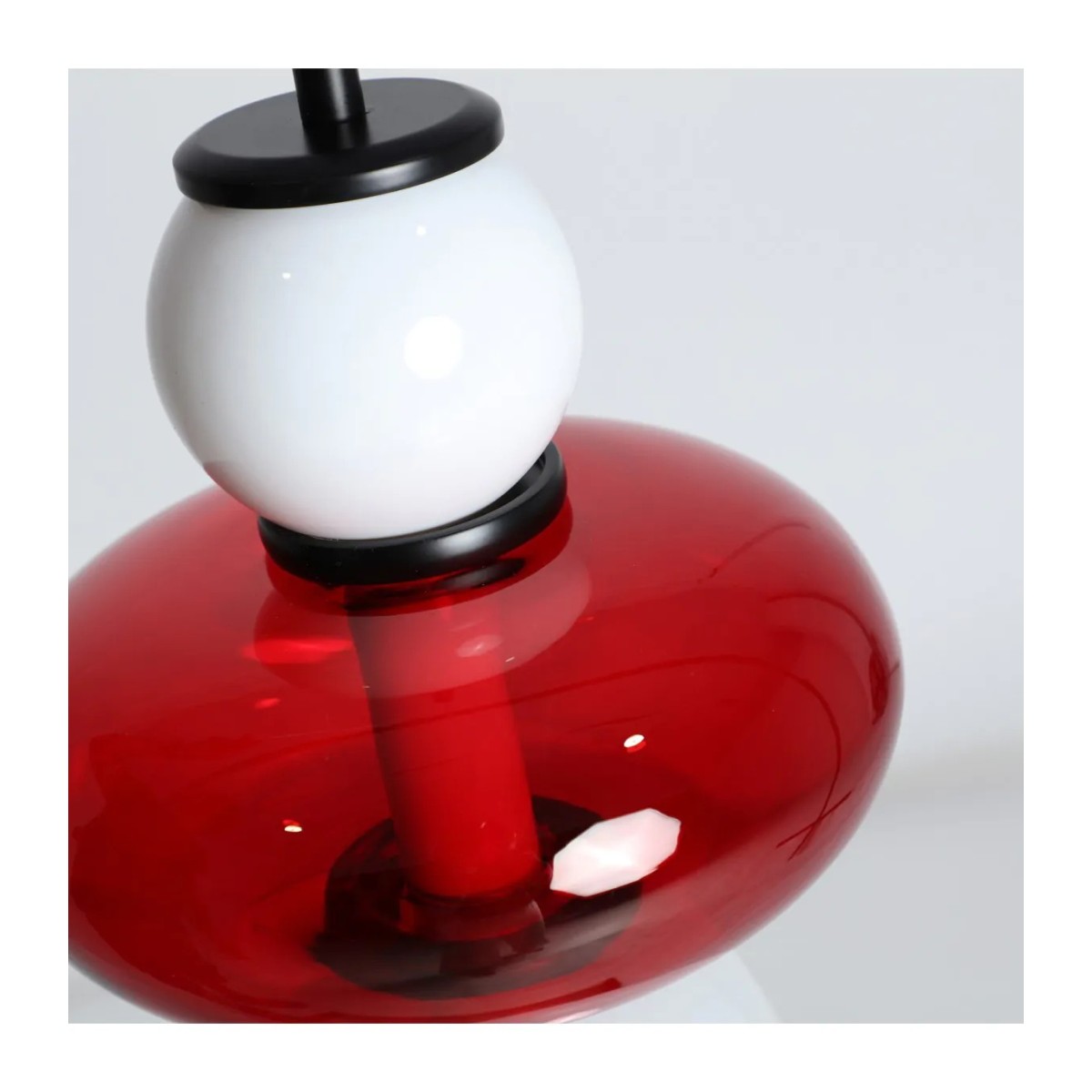 LÁMPARA DE COLGAR ZURI