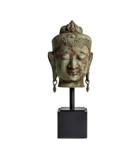 BUSTO THAILANDESA