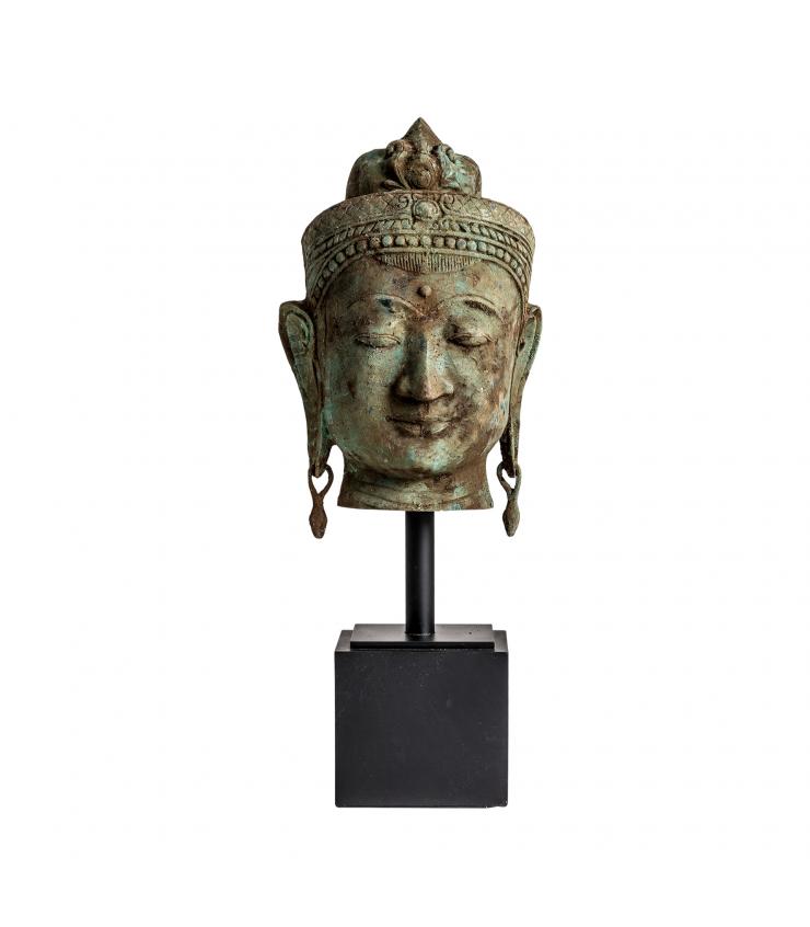 BUSTO THAILANDESA