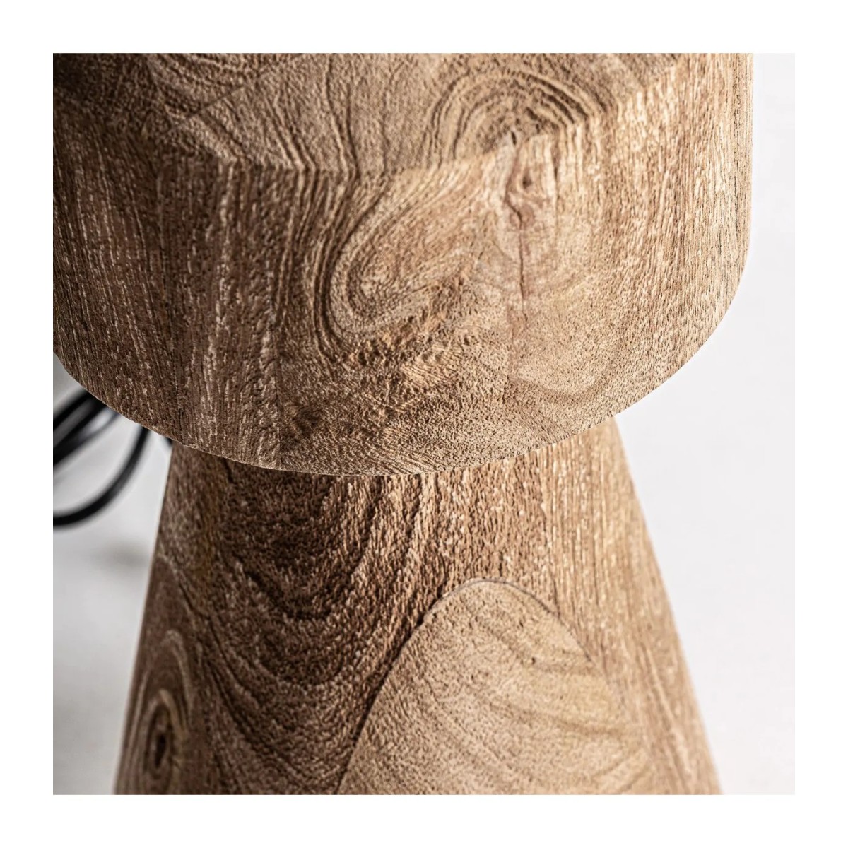 LÁMPARA DE SOBREMESA