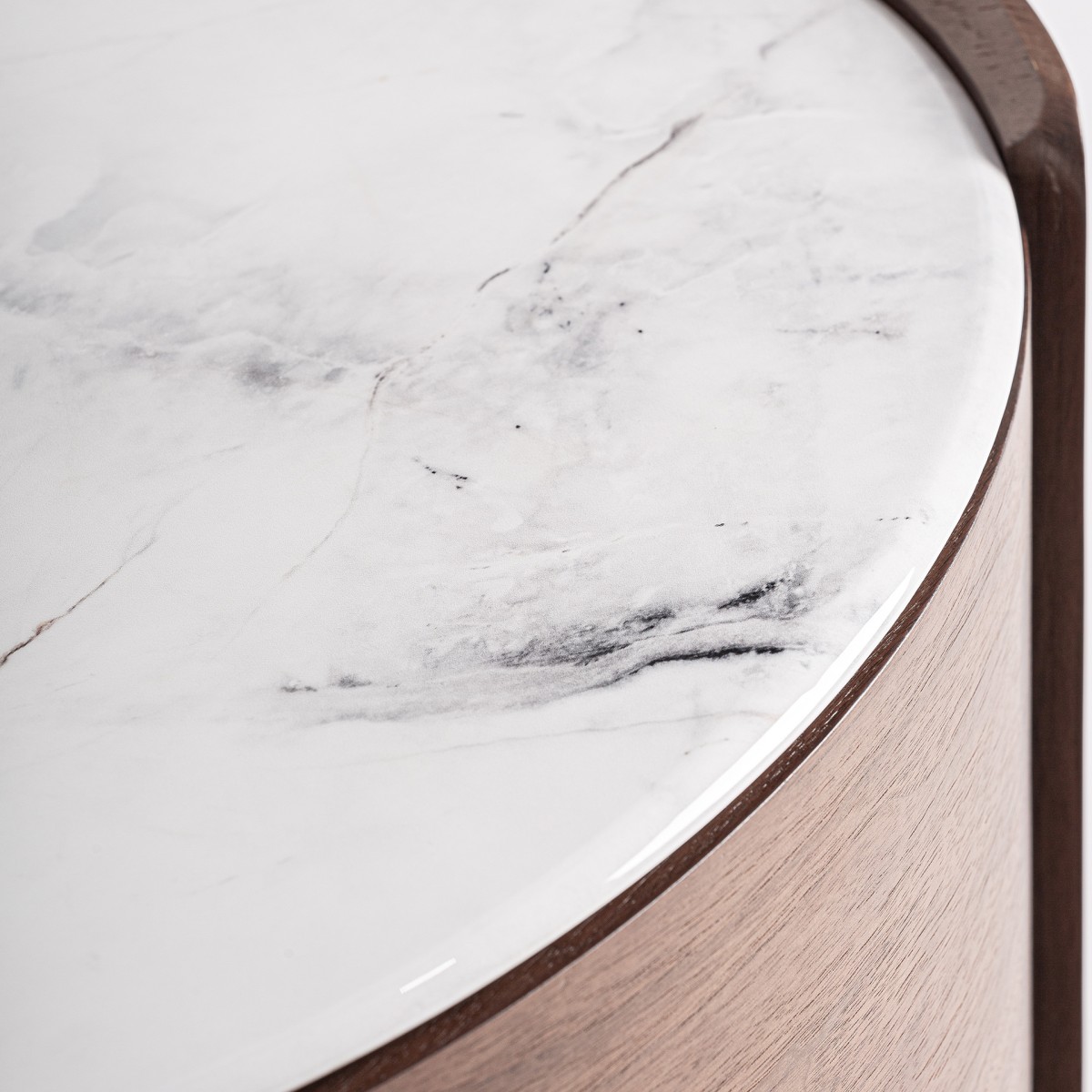 MESITA DE NOCHE STUETTA