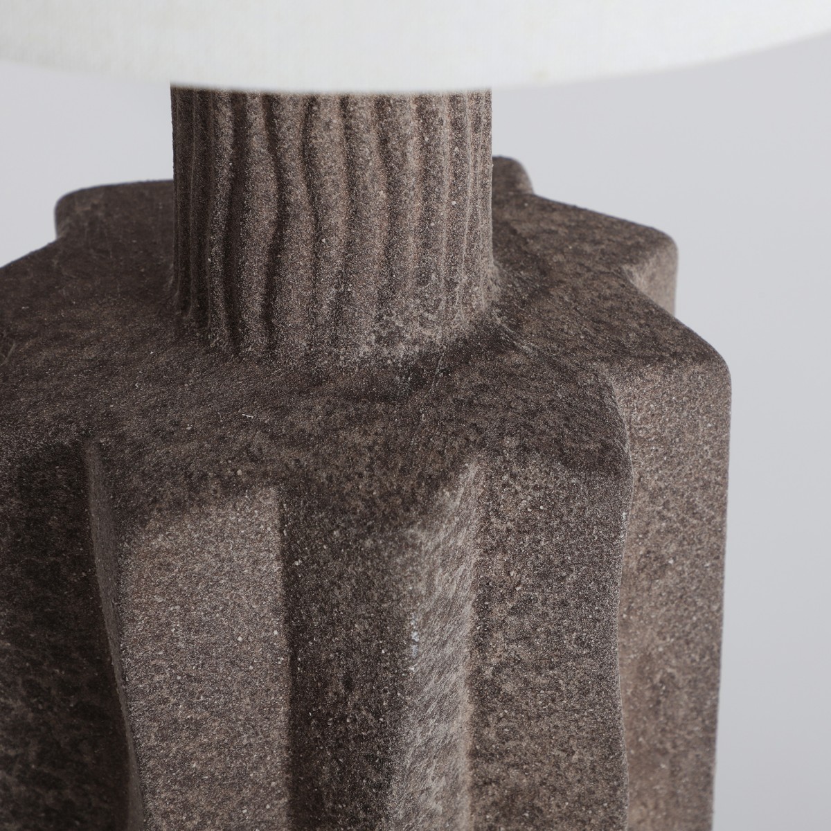 LÁMPARA DE SOBREMESA