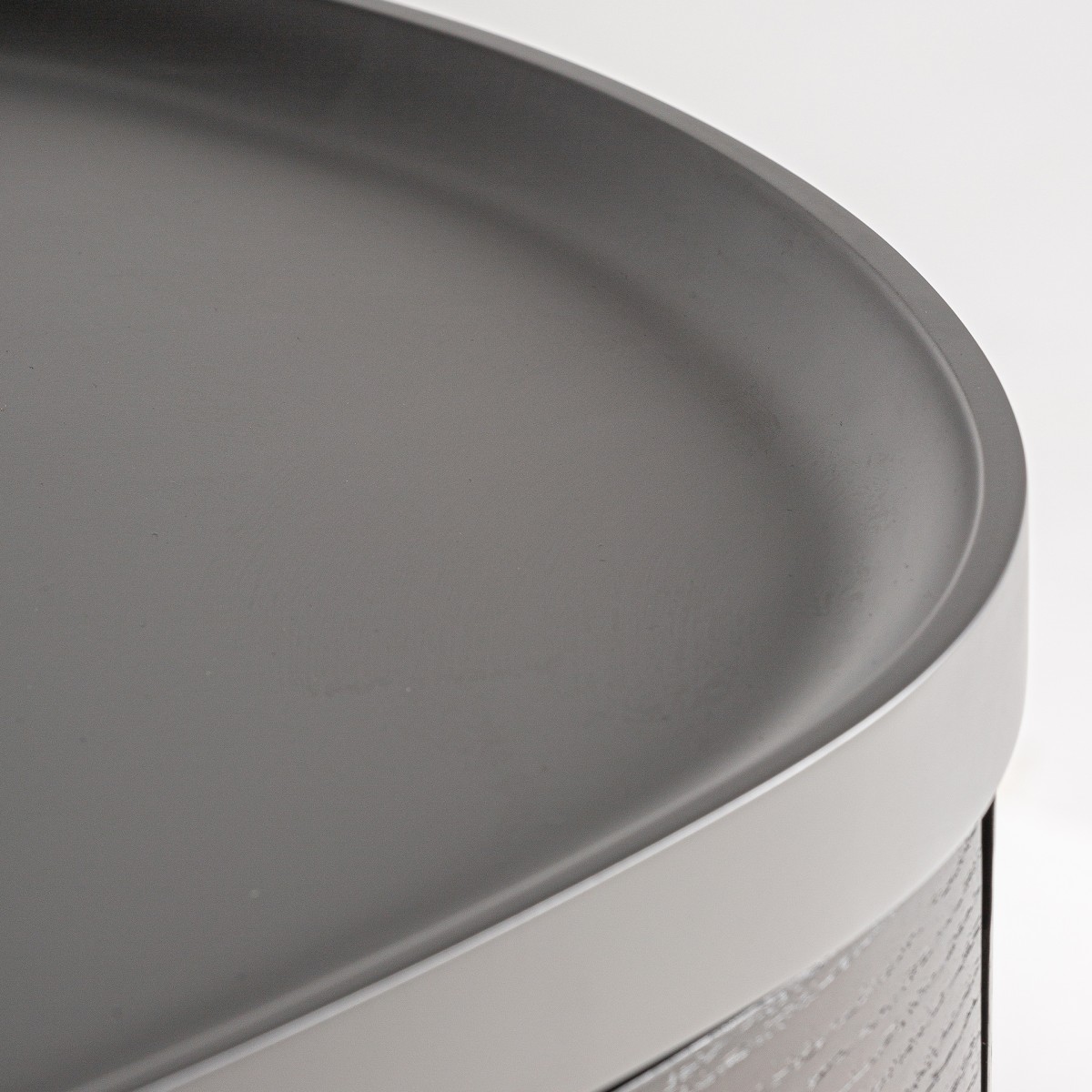 MESITA DE NOCHE LIESTAL