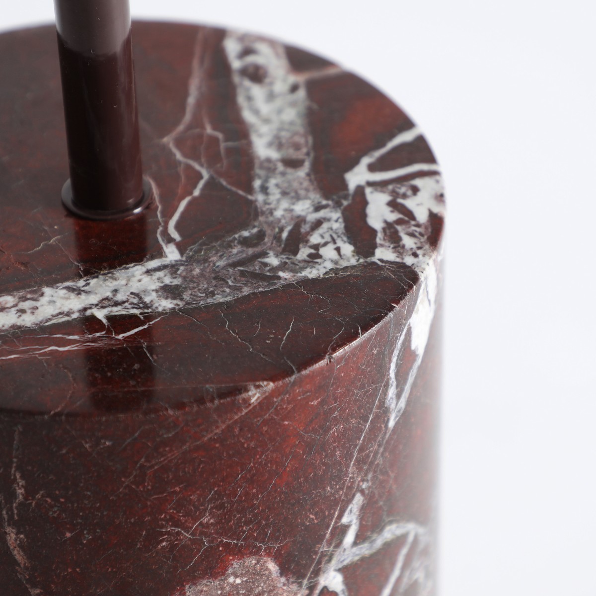 LÁMPARA DE PIE NERO