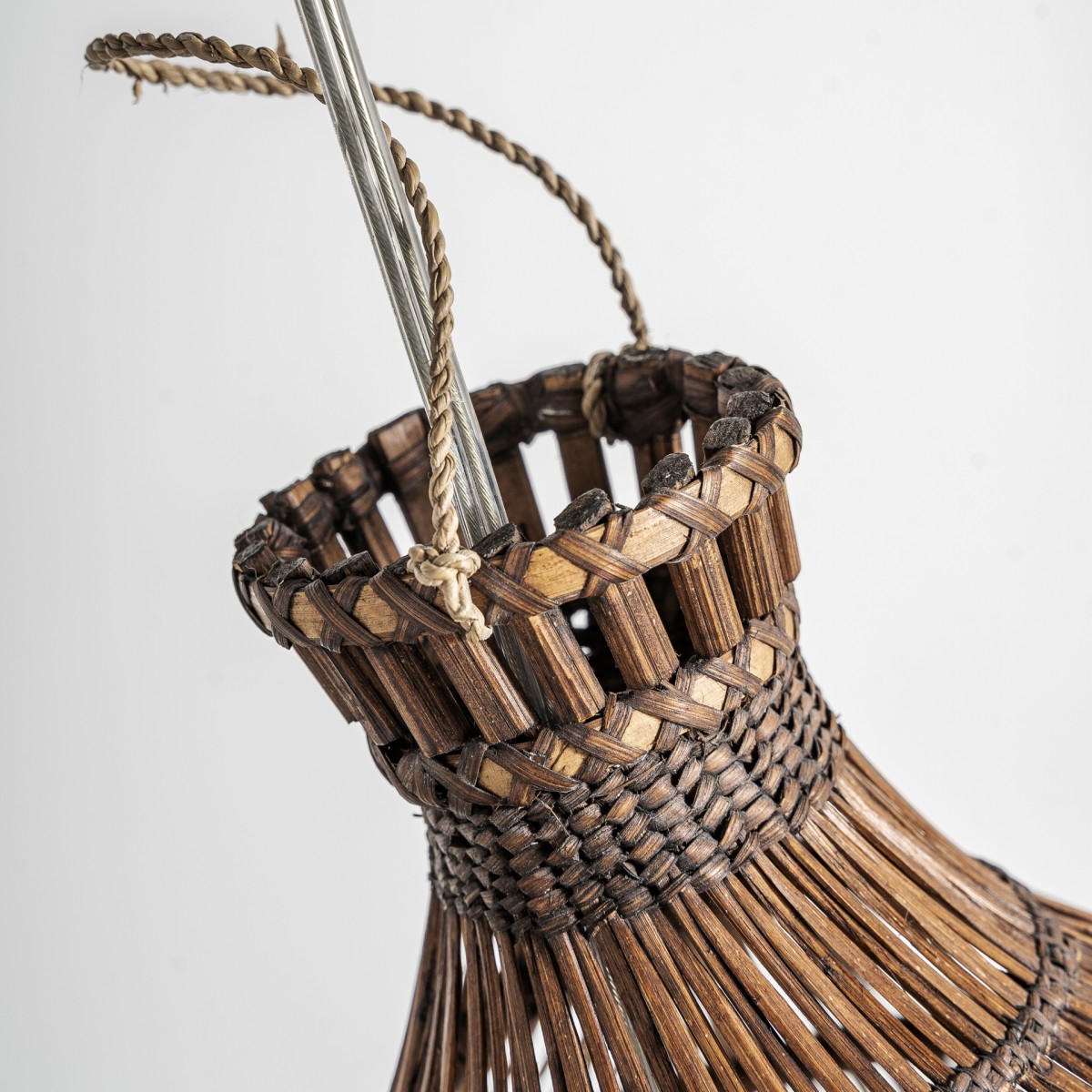 LÁMPARA DE COLGAR CAMPANA