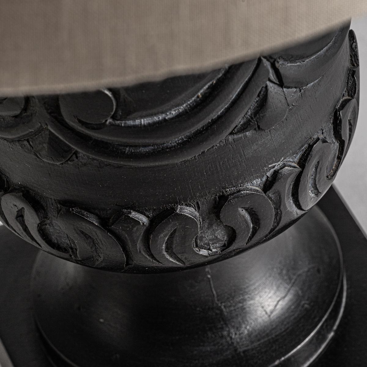 LÁMPARA DE SOBREMESA